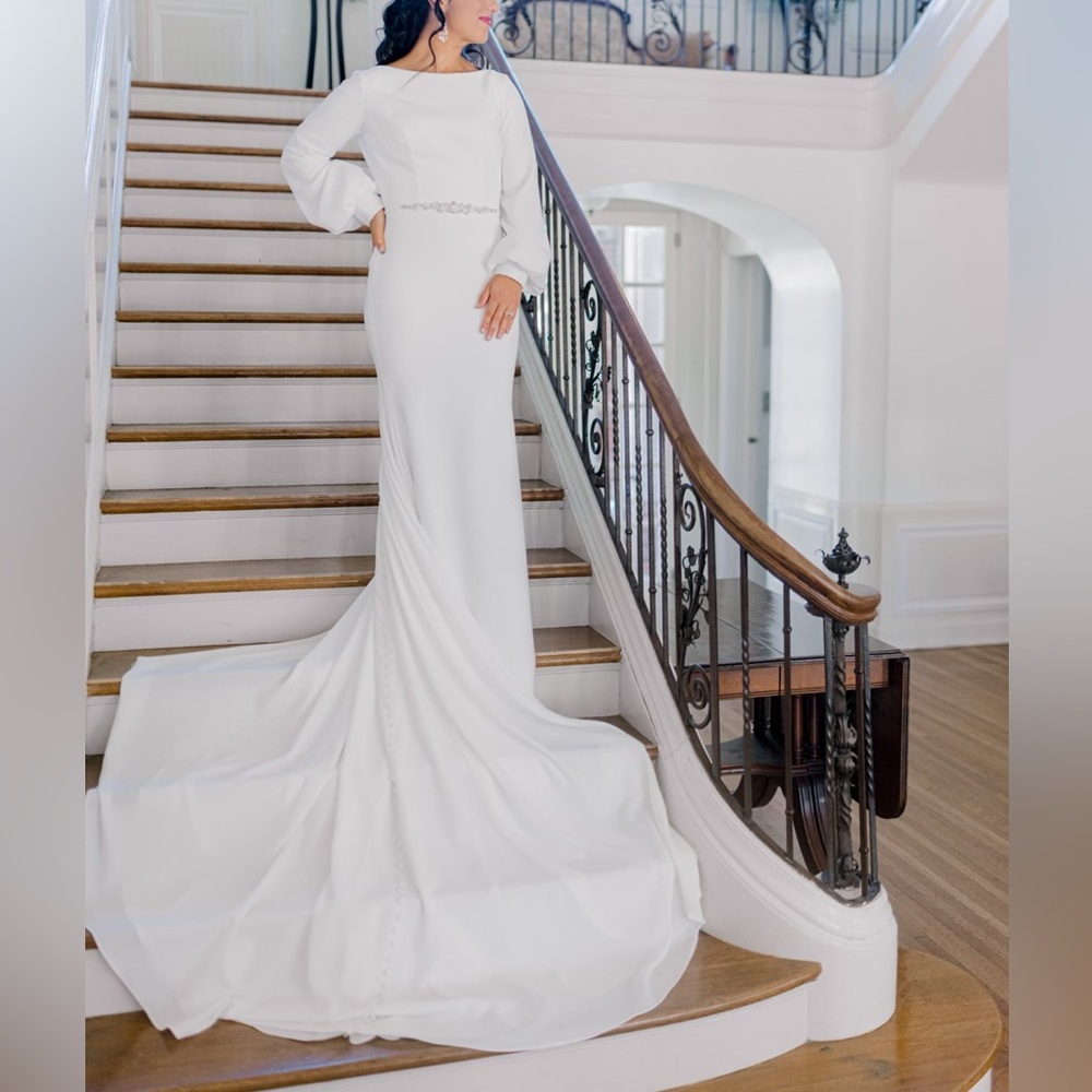 Wedding dress